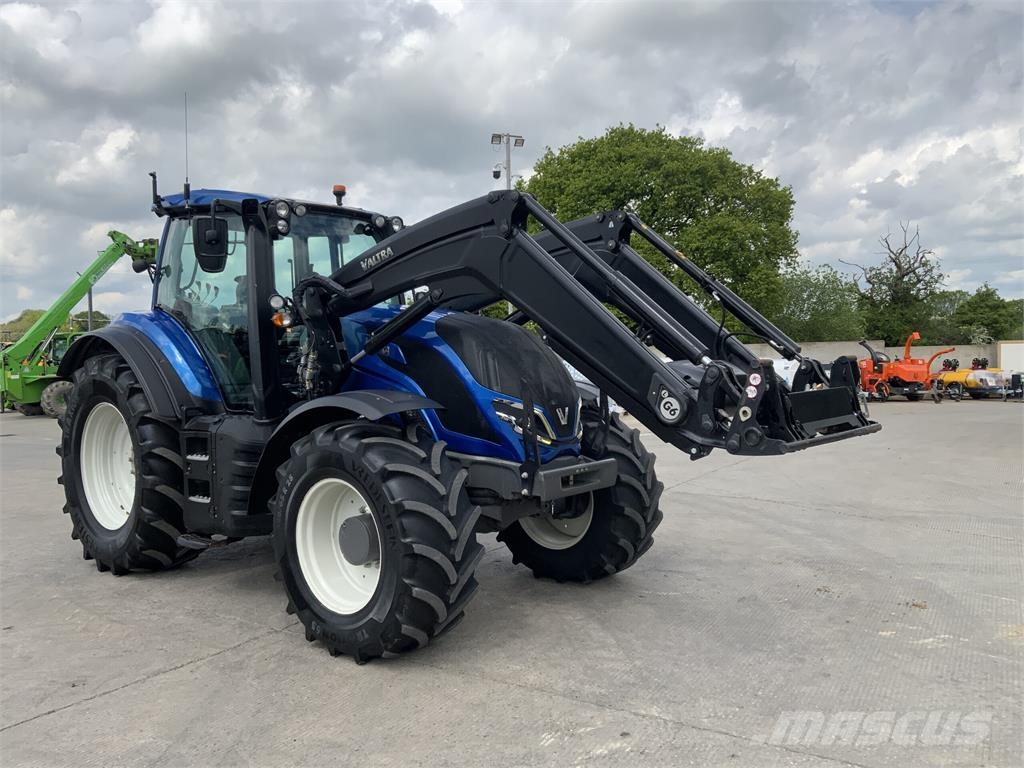 Valtra T155 Active (ST26475) Farm machinery