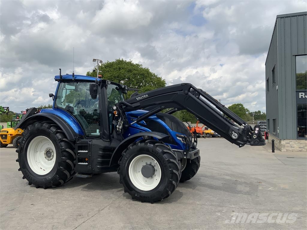 Valtra T155 Active (ST26475) Farm machinery