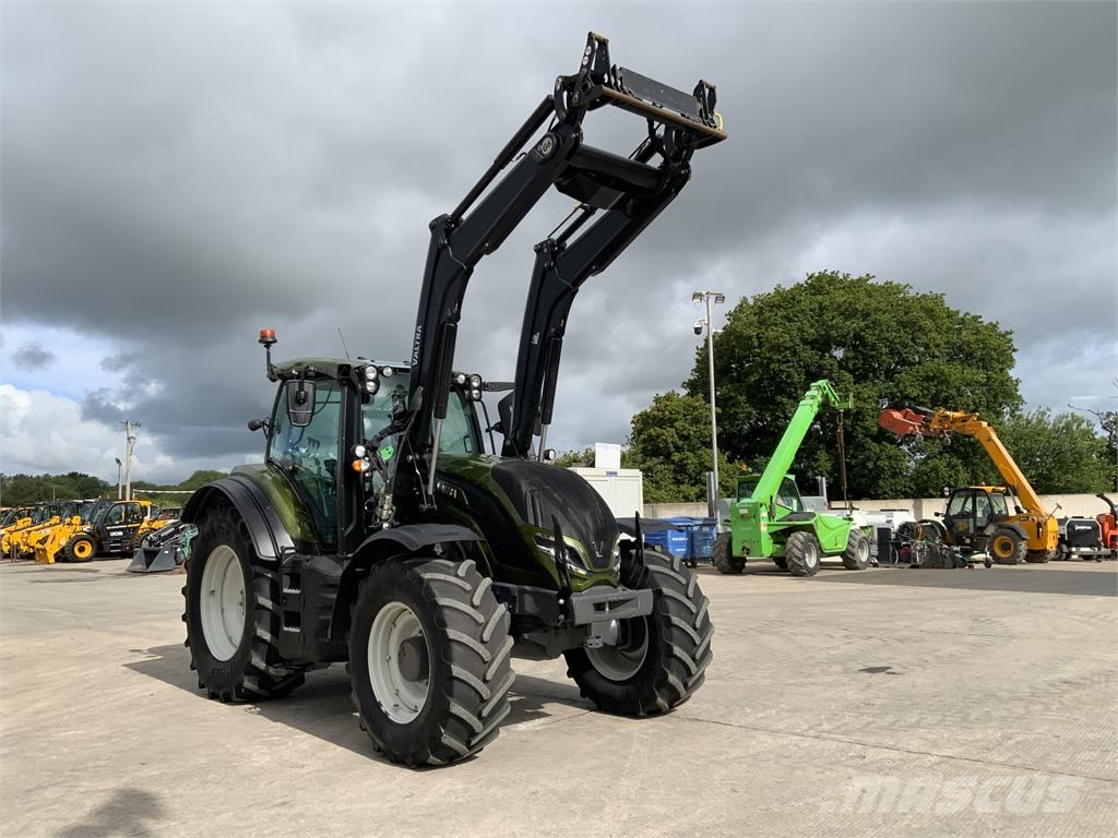 Valtra T155 Active Tractor (ST26785) Landbrug - Andet 