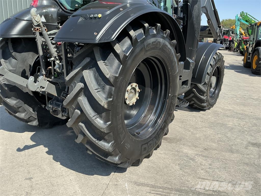 Valtra T174 Active Unlimited Tractor (ST25060) Egyéb mezőgazdasági gépek