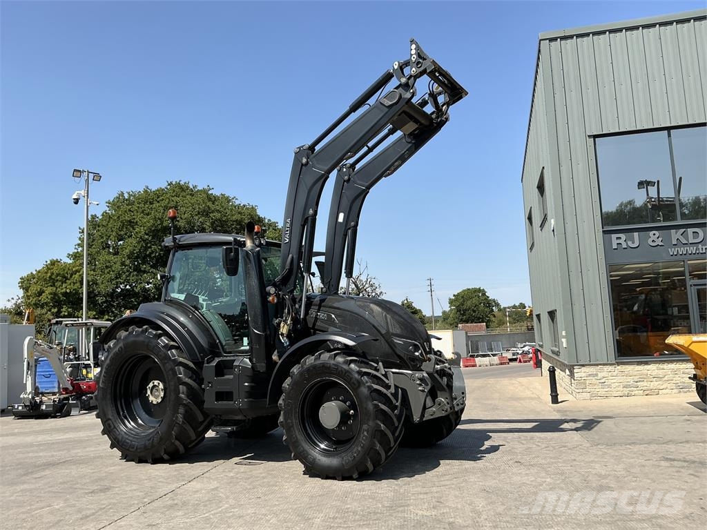 Valtra T174 Active Unlimited Tractor (ST25060) Egyéb mezőgazdasági gépek