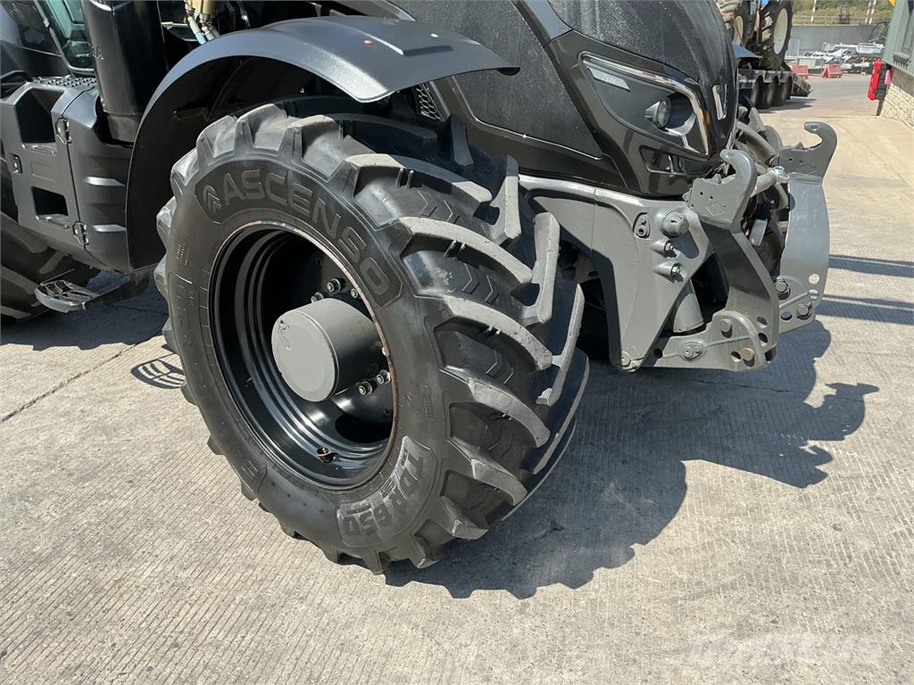 Valtra T174 Active Unlimited Tractor (ST25060) Egyéb mezőgazdasági gépek