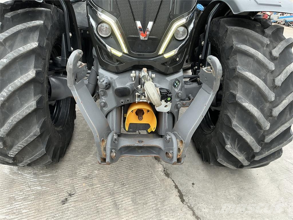 Valtra T175 Versu Tractor (ST27583) Maszyny rolnicze - Inne