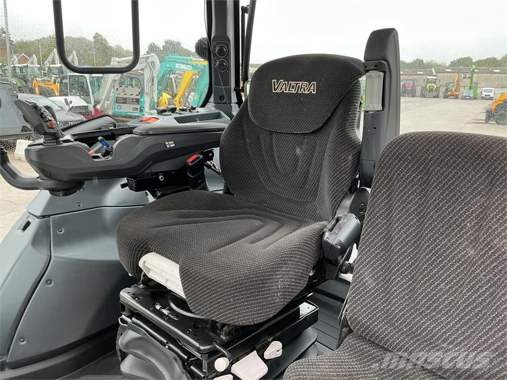 Valtra T175 Versu Tractor (ST27583) Maszyny rolnicze - Inne