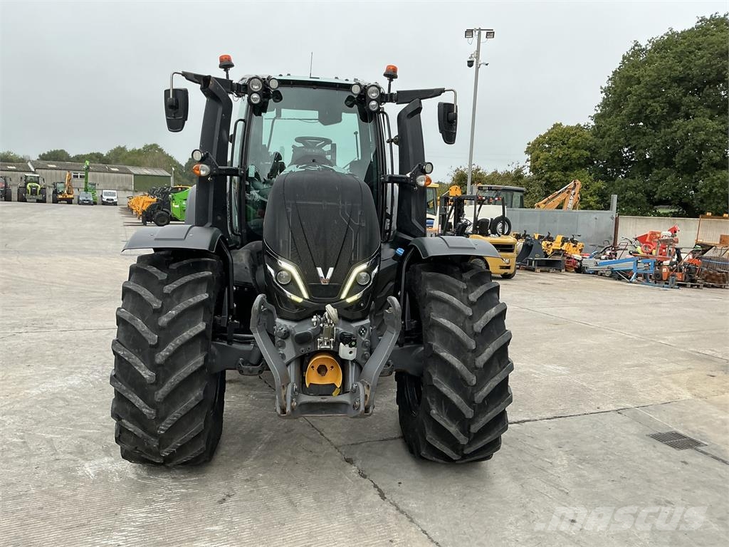 Valtra T175 Versu Tractor (ST27583) Maszyny rolnicze - Inne