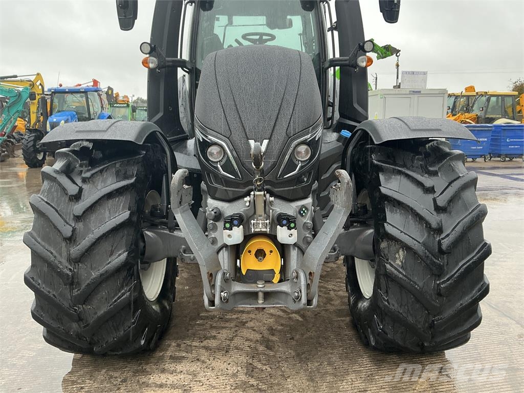 Valtra T234 Direct Unlimited Twin Track Reverse Drive Tra Tractors