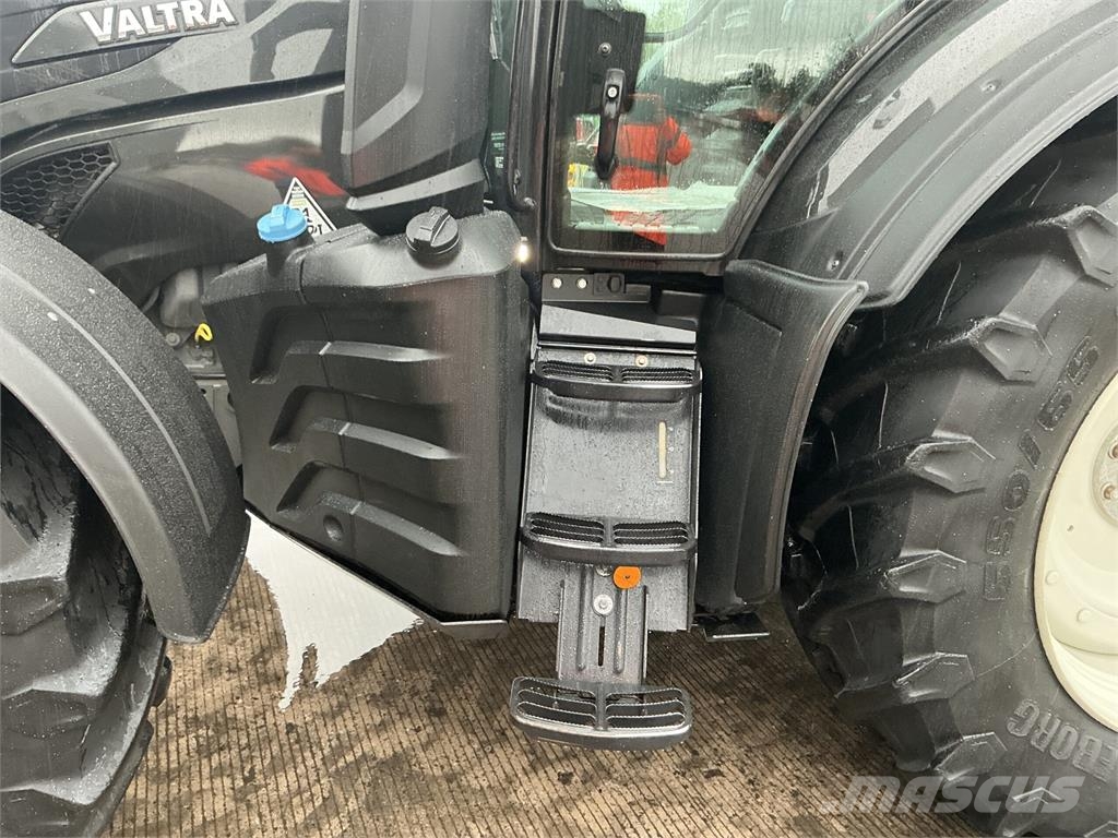 Valtra T234 Direct Unlimited Twin Track Reverse Drive Tra Tractors