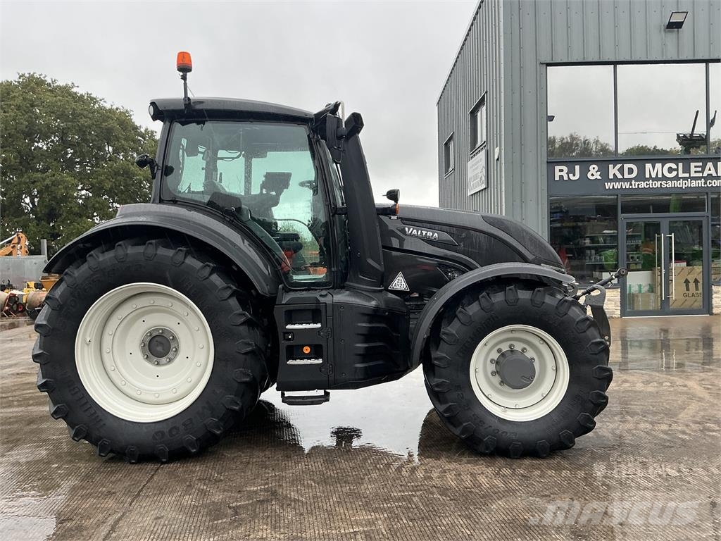 Valtra T234 Direct Unlimited Twin Track Reverse Drive Tra Tractors