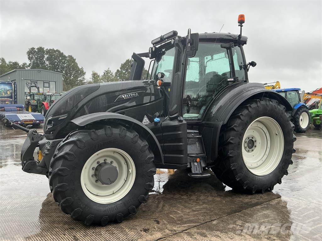 Valtra T234 Direct Unlimited Twin Track Reverse Drive Tra Tractors