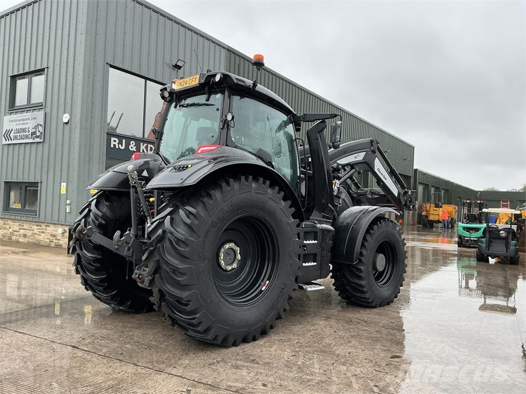 Valtra T235V Unlimited Tractor (ST27992) Tractors