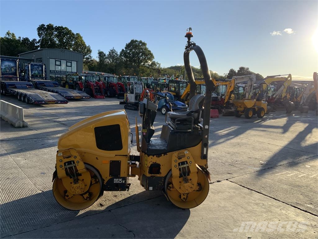 Volvo DD25 Roller (ST27881) Sonstige Baumaschinen
