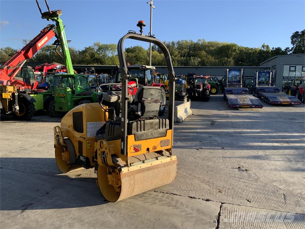 Volvo DD25 Roller (ST27881) Sonstige Baumaschinen