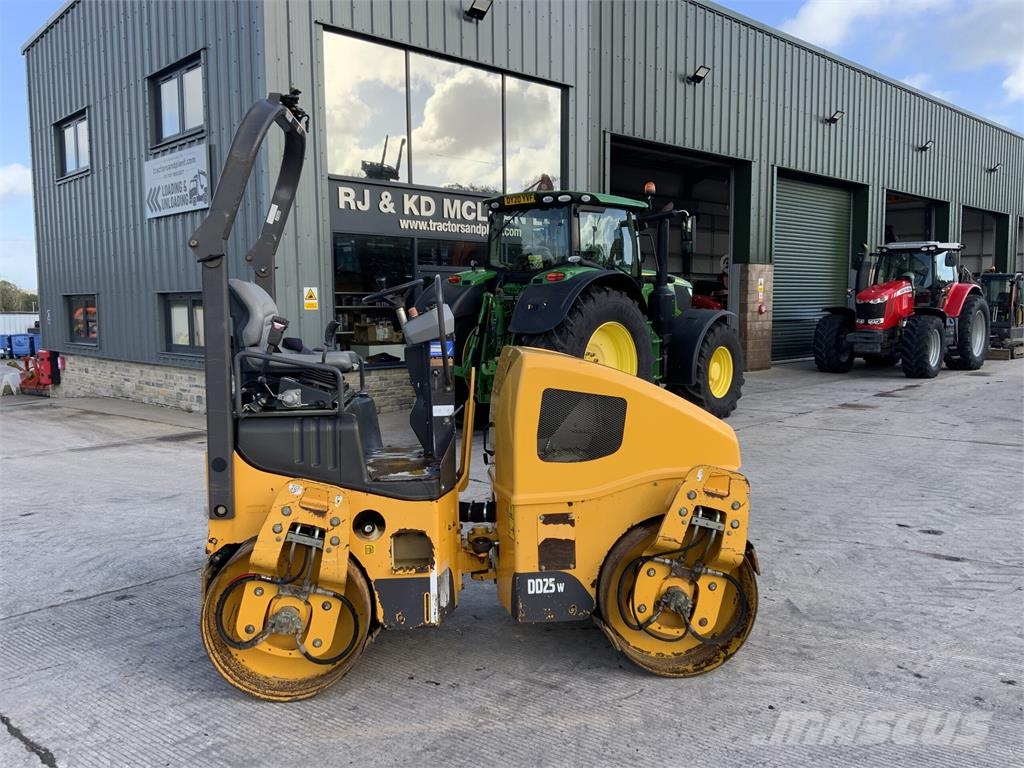 Volvo DD25 W Roller (ST27882) معدات البناء - غير ذلك