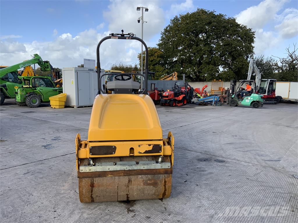 Volvo DD25 W Roller (ST27882) معدات البناء - غير ذلك