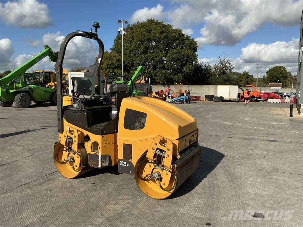 Volvo DD25W Roller (ST27880) Építőipar - Egyebek