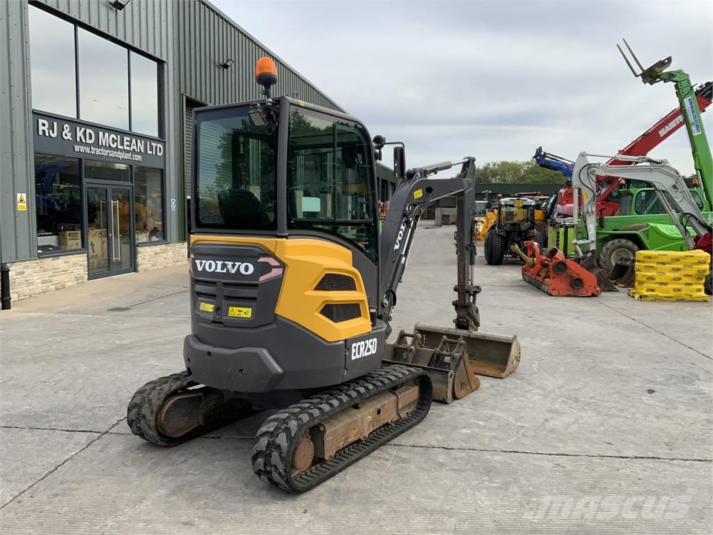 Volvo ECR25D Digger (ST27707) Gravemaskiner på larvebånd