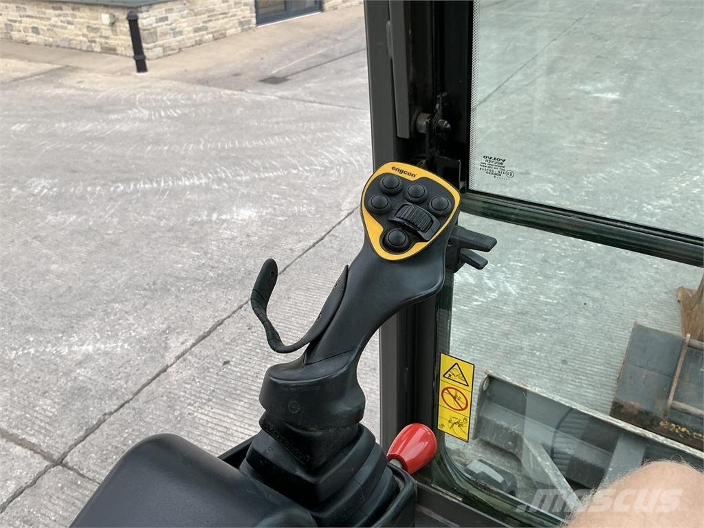 Volvo ECR27D C/W Engocon Tiltrotator Digger (ST27823) Bandgrävare