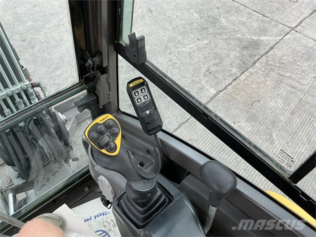 Volvo ECR27D C/W Engocon Tiltrotator Digger (ST27823) Bandgrävare