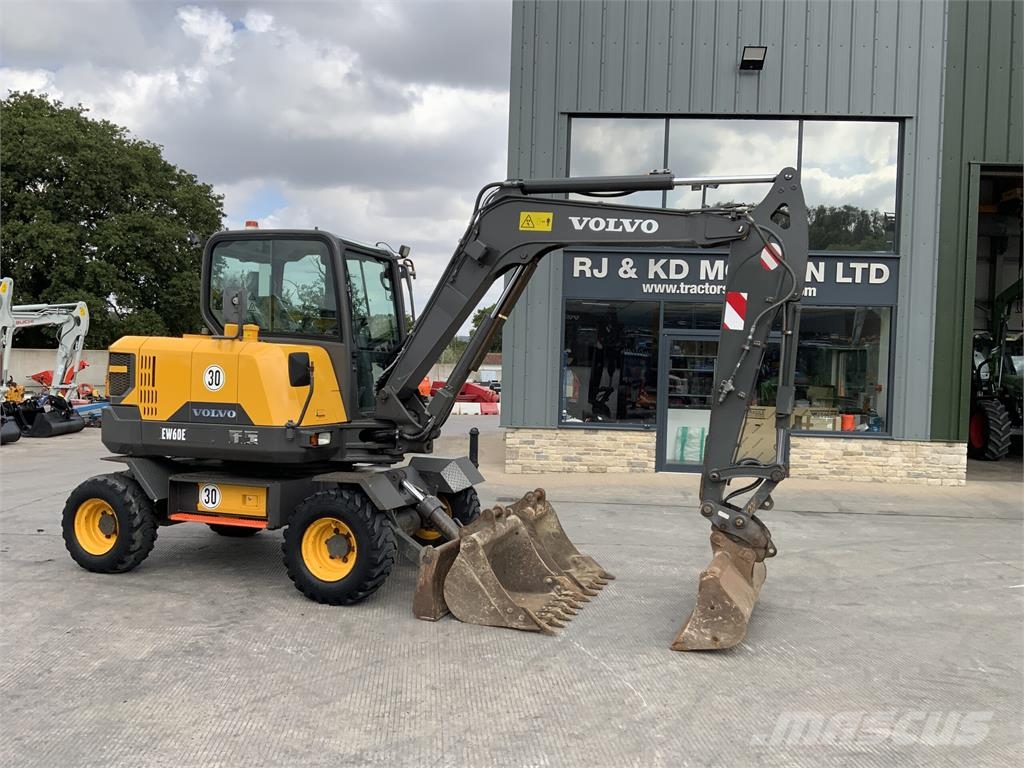 Volvo EW60E Wheeled Digger (ST27528) ماكينات زراعية - غير ذلك