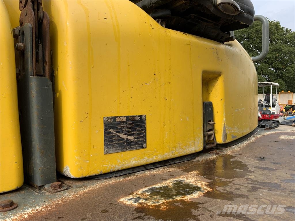 Wacker Neuson 9 Tonne Straight Tip Dumper (ST27830) Dumpere
