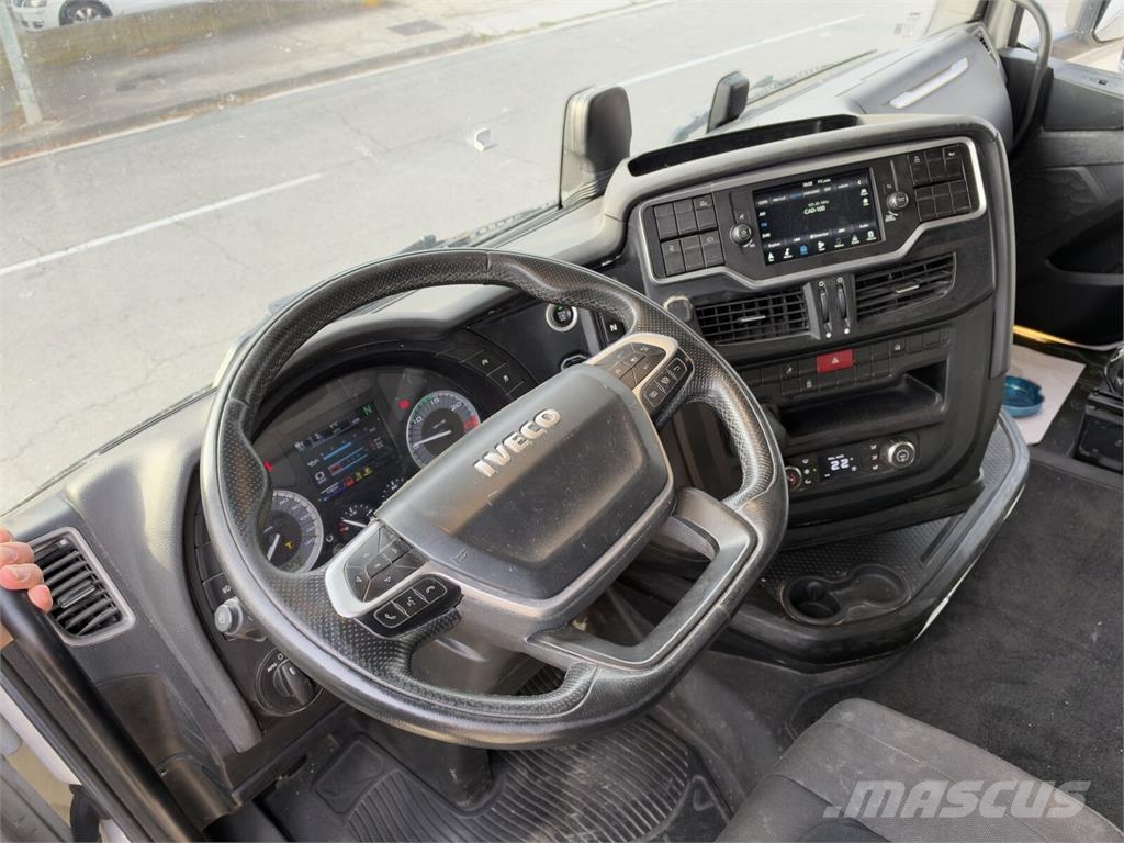 Iveco S-Way 490 Naudoti vilkikai