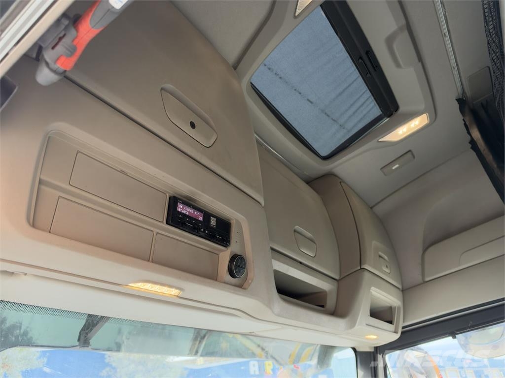 Iveco S-Way 490 Naudoti vilkikai