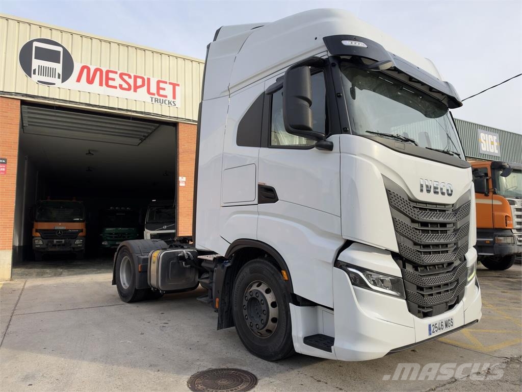 Iveco S-Way 490 Naudoti vilkikai