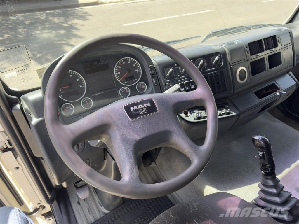MAN tga 33.360 Sklápače