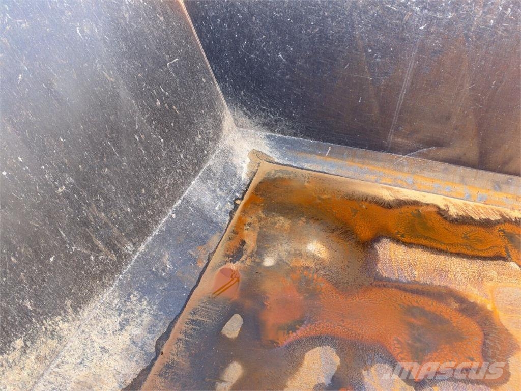 MAN tga 33.390 Camion benne