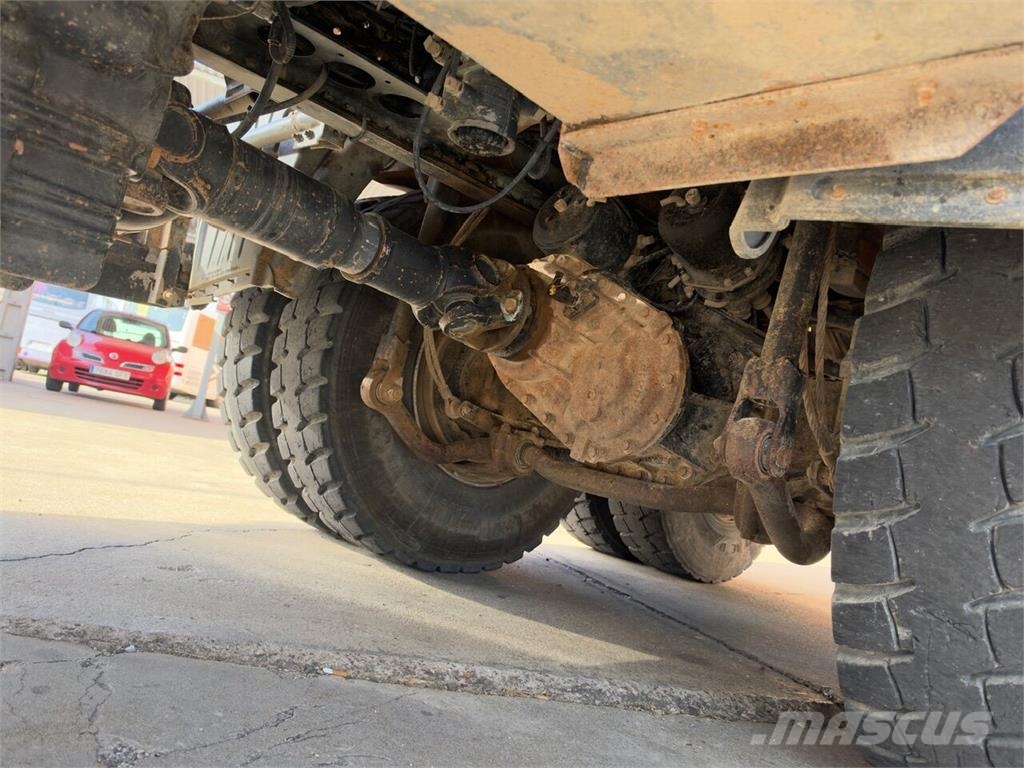 MAN tga 33.390 Camion benne