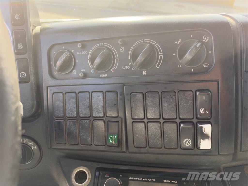 MAN tga 33.390 Camion benne