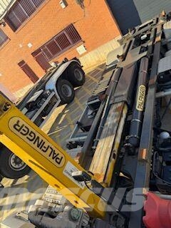 Mercedes-Benz Antos 1943 Camiones elevadores de gancho