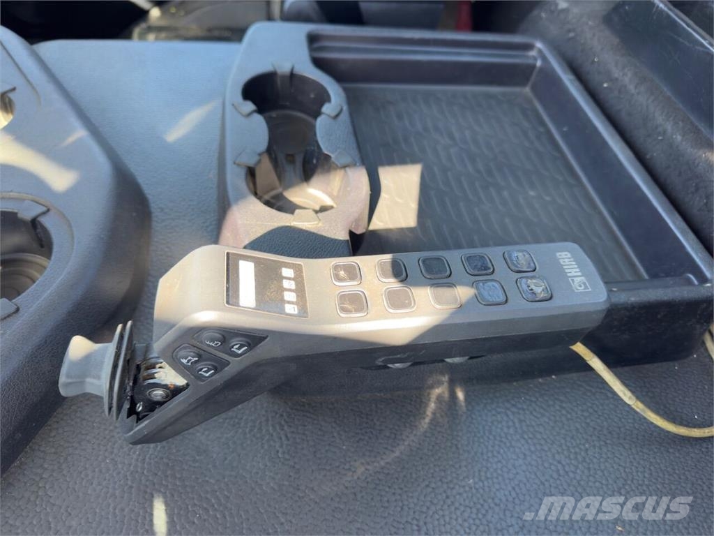 Mercedes-Benz Arocs 1832 Camiones elevadores de gancho