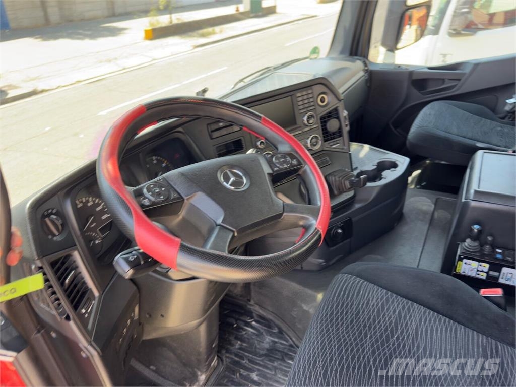 Mercedes-Benz Arocs 3353 شاحنات الرافعات الخطافية