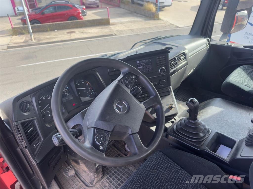Mercedes-Benz Arocs 2145 Tracteur routier