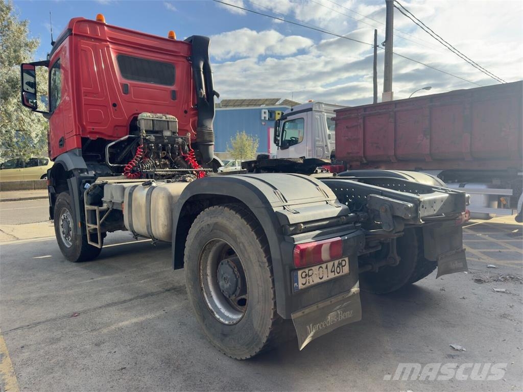 Mercedes-Benz Arocs 2145 Tracteur routier