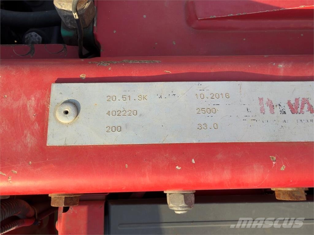 Mercedes-Benz Arocs 2643 Camion ampliroll