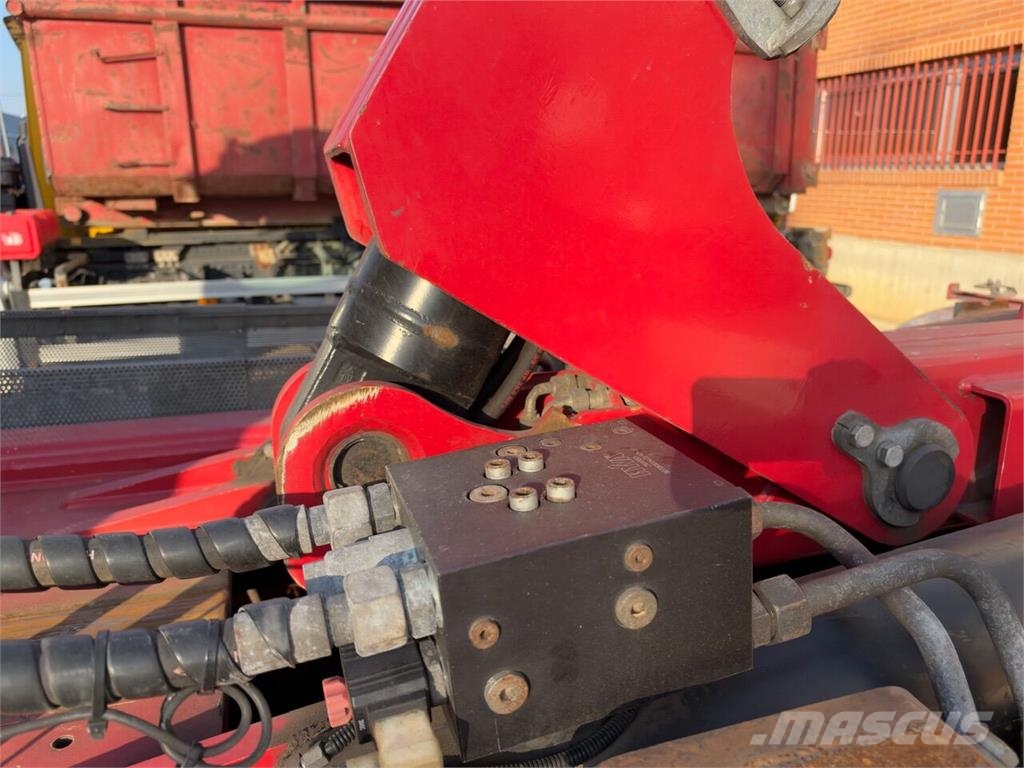 Mercedes-Benz Arocs 2643 Camion ampliroll
