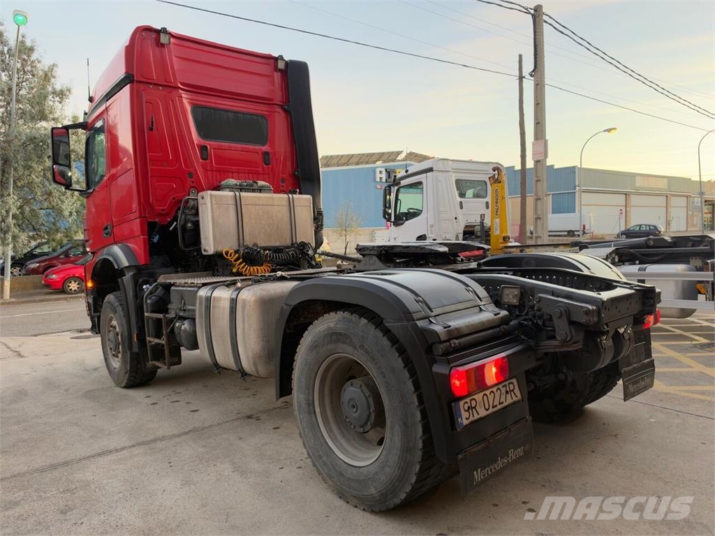 Mercedes-Benz arocs 1948 Truck Tractor Units