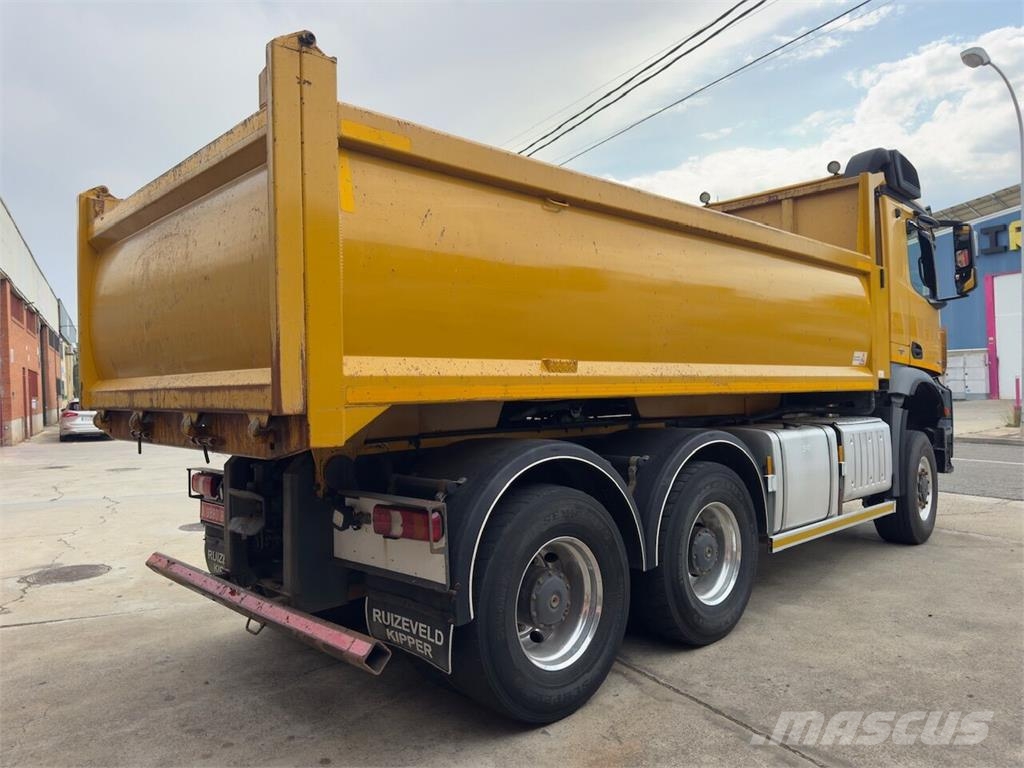 Mercedes-Benz Arocs 3545 Bañeras basculantes usadas