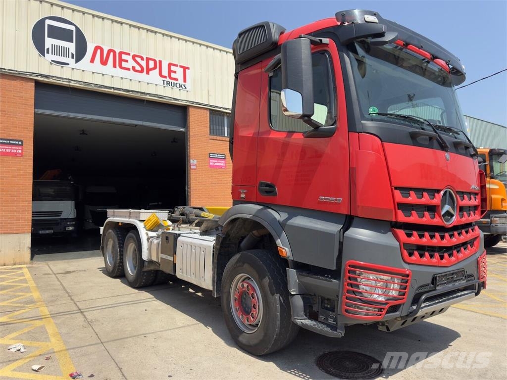 Mercedes-Benz Arocs 3353 شاحنات الرافعات الخطافية