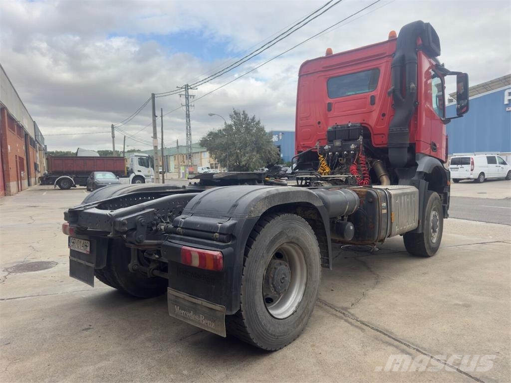 Mercedes-Benz Arocs 2145 Tegljači