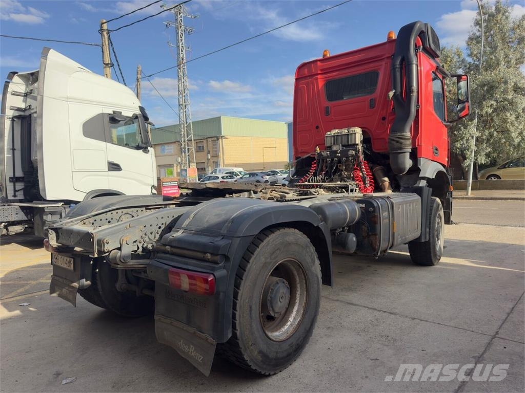 Mercedes-Benz Arocs 2145 Tracteur routier
