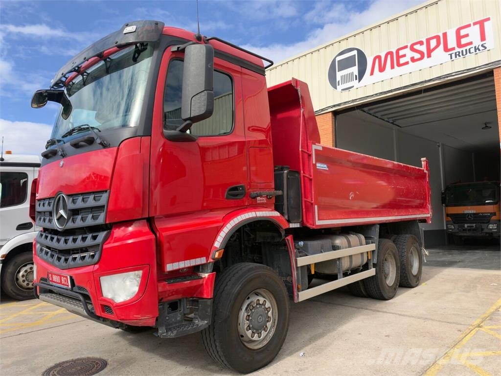 Mercedes-Benz Arocs 3336 شاحنات قلابة