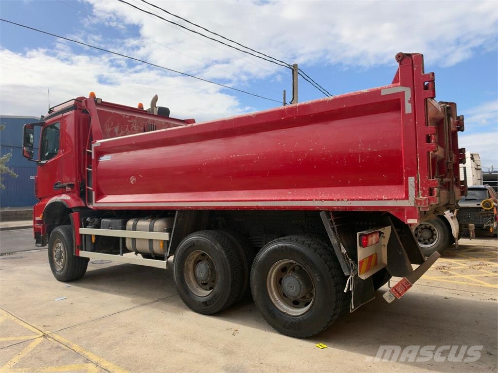 Mercedes-Benz Arocs 3336 شاحنات قلابة