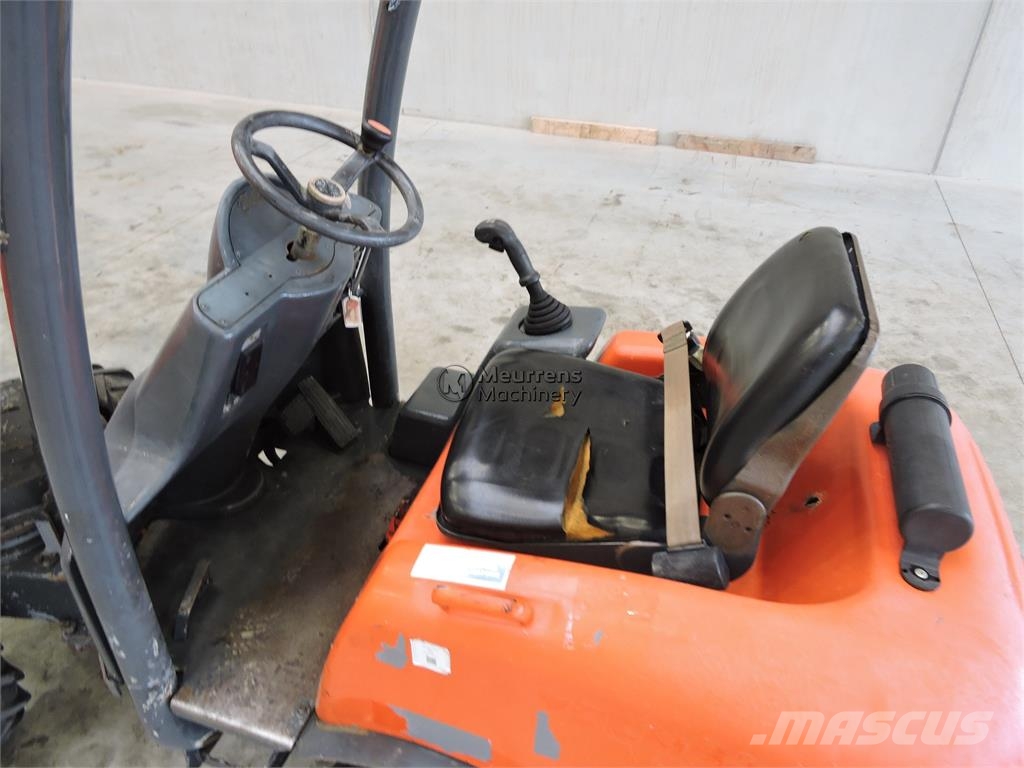 Ausa D85AHG Dumper - Knickgelenk