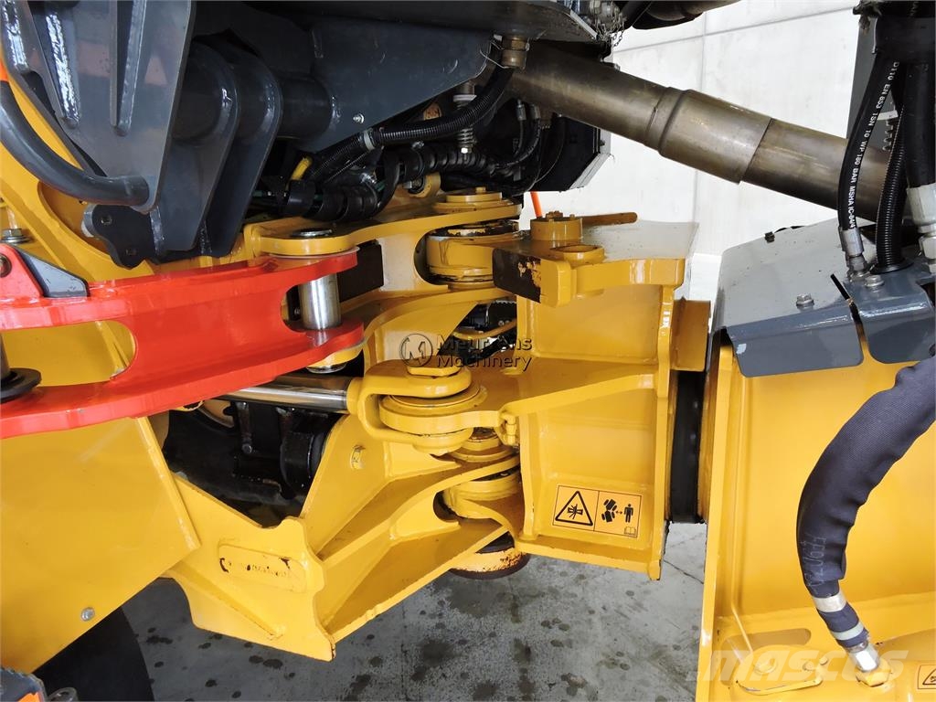 Bell B30E Csuklósdömperek