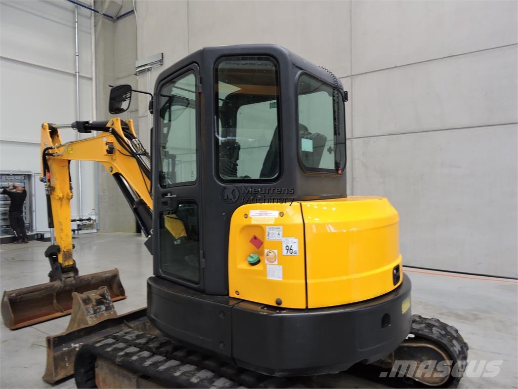 Bobcat E50 معدات البناء - غير ذلك