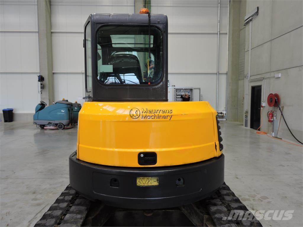 Bobcat E50 معدات البناء - غير ذلك