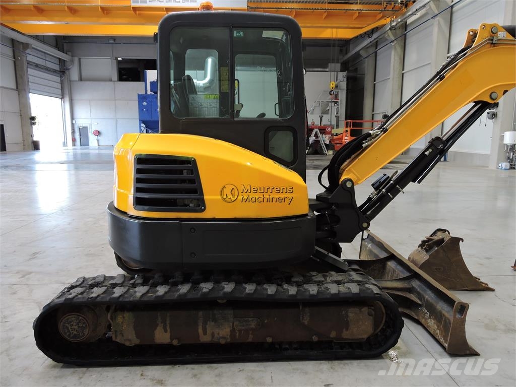 Bobcat E50 معدات البناء - غير ذلك